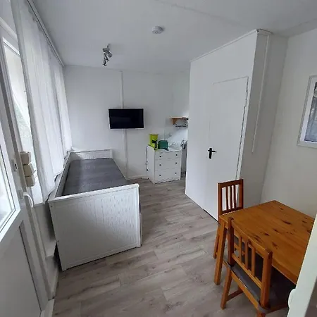 Ferienbungalows Am Wolziger 펜션 Heidesee